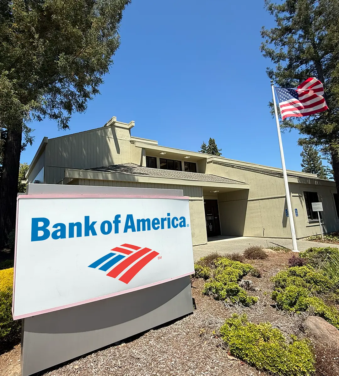 commercial--bank-of-america-ext-01 commercial bank of america ext 01